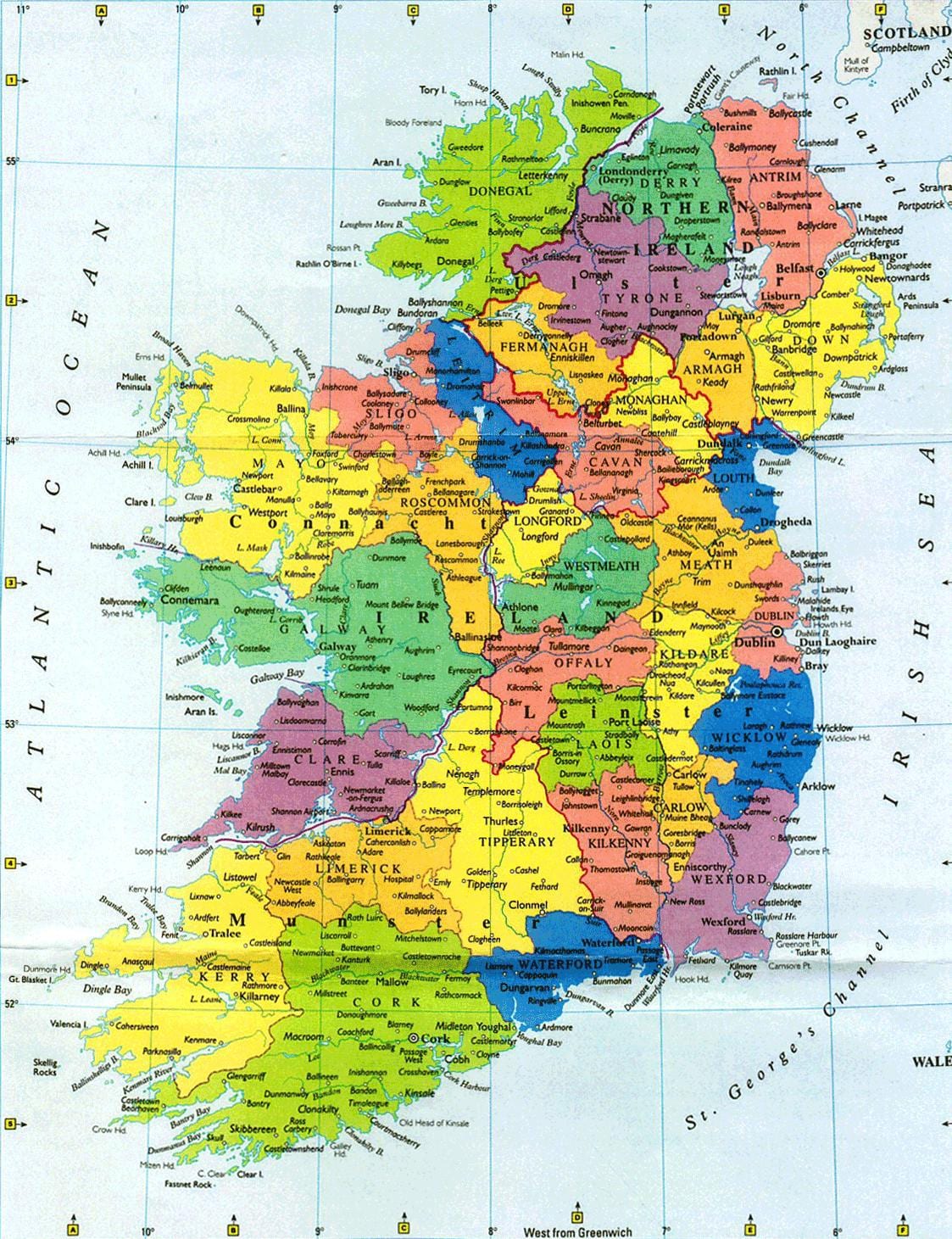 gran pared de mapa de irlanda